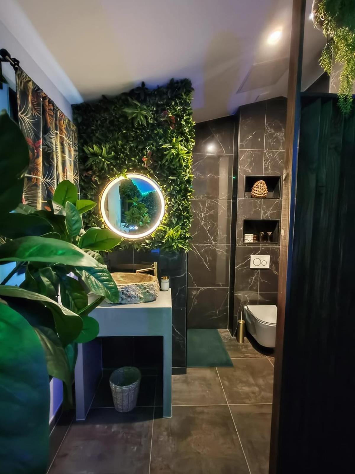 La Jungle Room โรญัค ภายนอก รูปภาพ